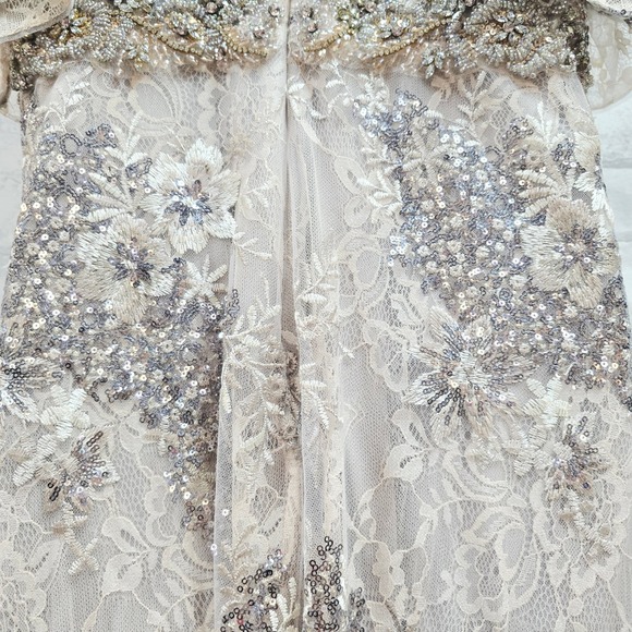 Mac Duggal Women 12 Sequin Beaded Lace Flutter Sleeve Maxi Gown Taupe Champagne - Picture 11 of 14